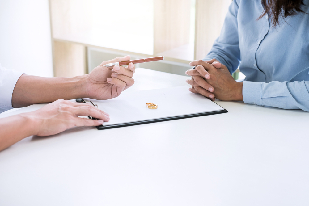 How Do I Know If My Soon-to-Be-Ex-Spouse Is Hiding Assets?
